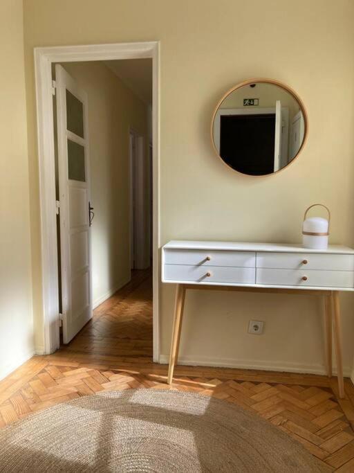 Apartamento Bem Localizado Para Familias & Amigos Daire Lisboa Dış mekan fotoğraf