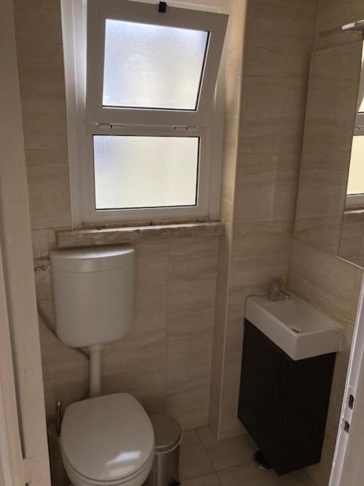 Apartamento Bem Localizado Para Familias & Amigos Daire Lisboa Dış mekan fotoğraf